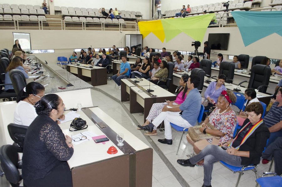 notícia: Sesa destaca políticas públicas de atenção à pessoas com doenças raras