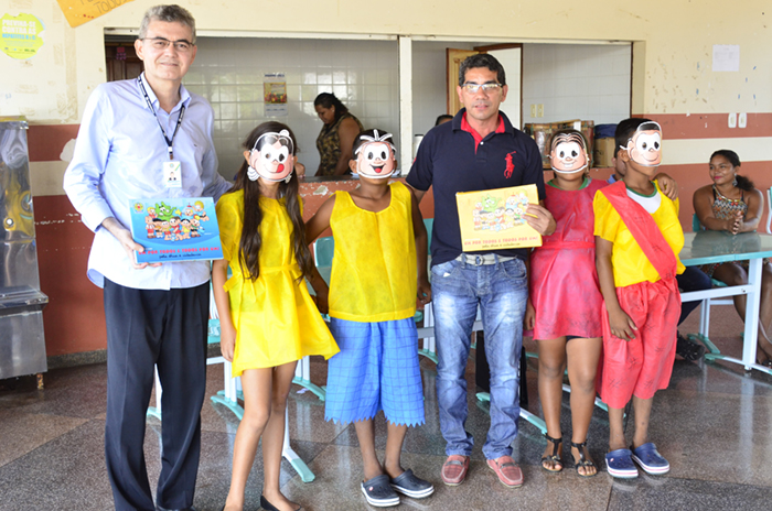 notícia: Escolas aderem programa que estimula ética e cidadania nas salas de aula 