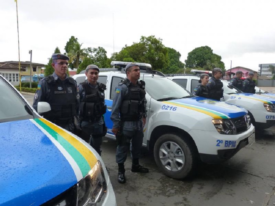 notícia: Policiamento Escolar ganha novas viaturas e armas não letais