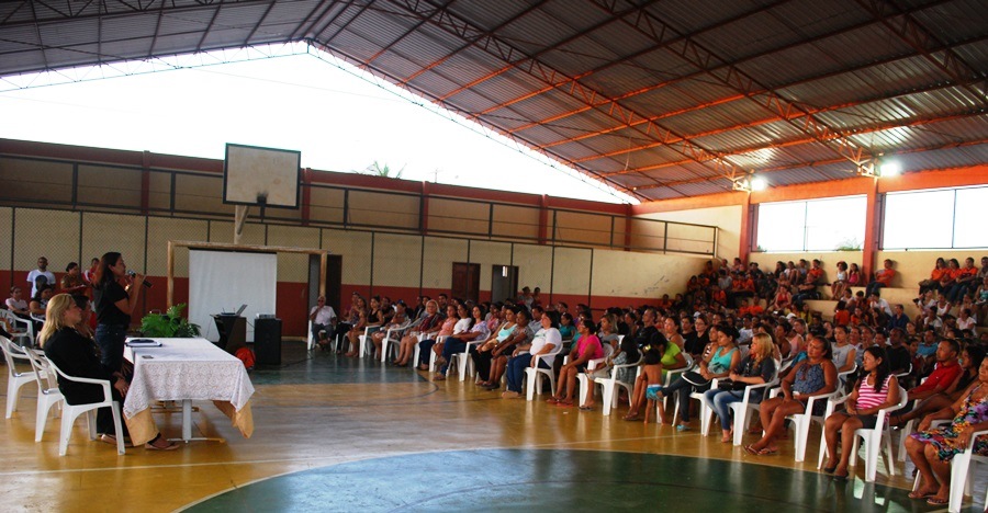 notícia: Audiência pública discute ensino militar em escola da Zona Norte de Macapá