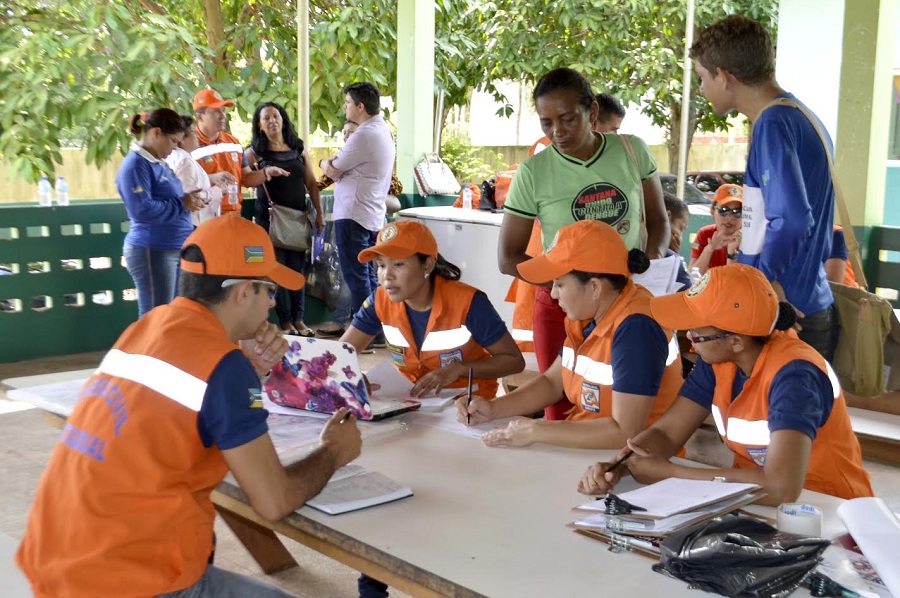 notícia: “Dia D” de combate ao Aedes visita mais de 600 casas em Santana