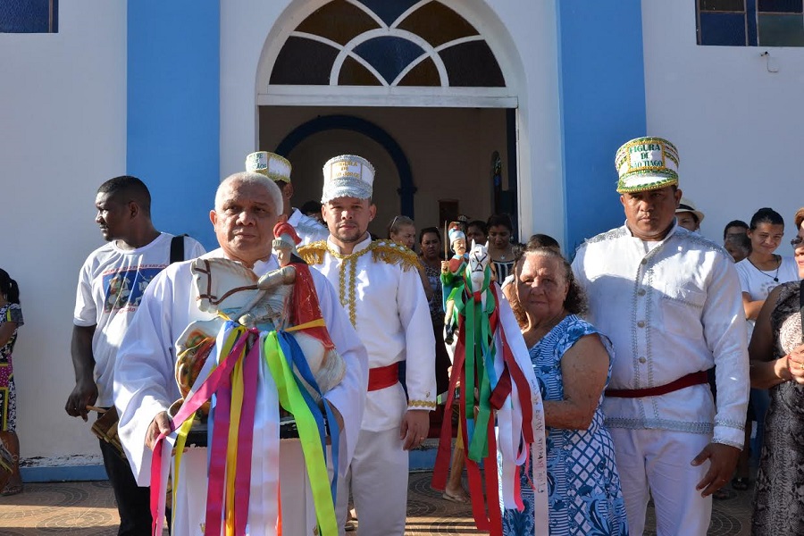 notícia: Comitiva da Festa de São Tiago visita igreja em Fazendinha