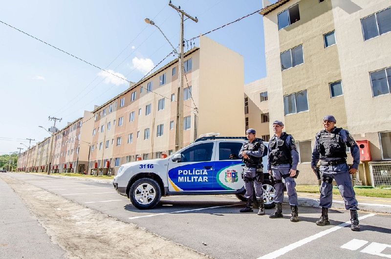 Com este planejamento, a Policia Militar pretende continuar diminuindo o número de ocorrências dentro do Conjunto Macapaba e alinhar novos projetos para execução futura na região.
