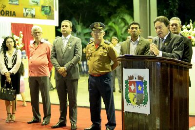 notícia: Policiais comemoram ascensão na carreira militar e homenageiam o patrono Tiradentes