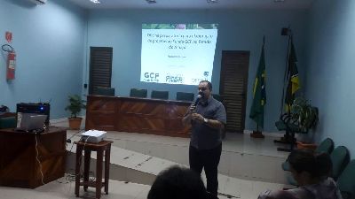 notícia: Órgãos ambientais discutem elaboração de projetos para o clima