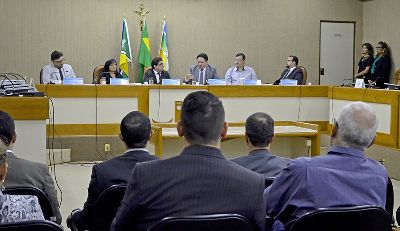 notícia: Governo recebe apoio de Comitê Judiciário para reduzir demandas judiciais da saúde