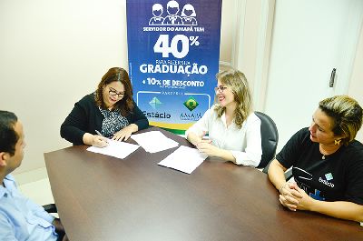 notícia: Convênio entre GEA e Estácio possibilita desconto para servidores