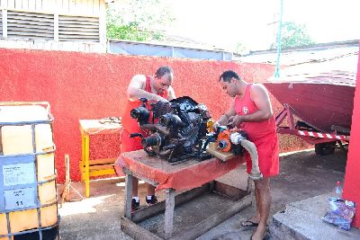 notícia: Defesa Civil levará água potável a moradores do Distrito do Sucuriju