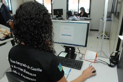 notícia: Com mais de 800 funcionalidades, SIGRH garante benefícios aos servidores e ao estado