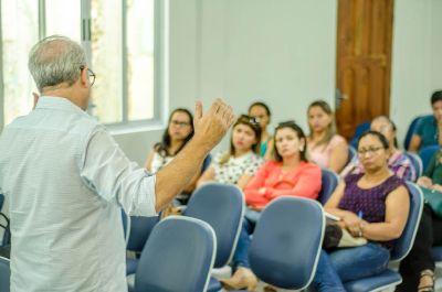 notícia: Estado capacita veterinários do Amapá sobre afecções de casco em bovinos