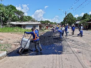 notícia: Governo do Estado intensifica manutenção asfáltica na Rodovia AP-010