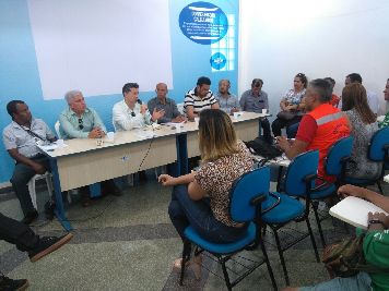 notícia: Associações e cooperativas participam de reunião sobre a abertura da Ponte Binacional