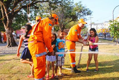 notícia: Projetos Sociais do Corpo de Bombeiros abrem inscrições em Março