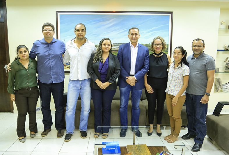 Recentemente recebida pelo governador Waldez Góes, a professora Kátia Paulino frisou que seu mandato inicia em um período de conquistas para a universidade