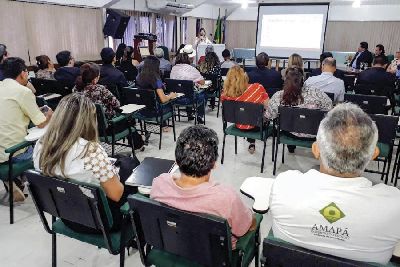 notícia: Em quatro anos, Estado equilibra contas da Amapá Previdência