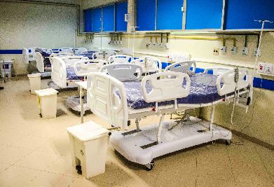 notícia: Hospital de Emergência abre nova sala de UTI e amplia número de leitos