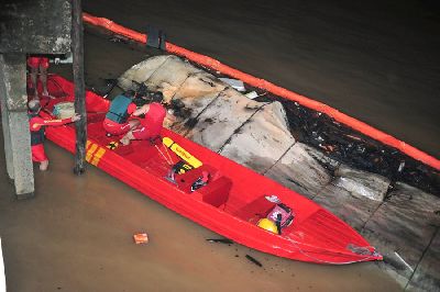 notícia: Vítimas de explosão de barco são atendidas no HE; uma já recebeu alta