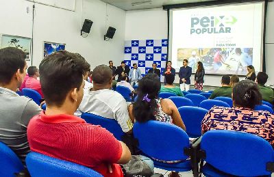 notícia: Governo capacita empreendedores do Programa Peixe Popular para a Semana Santa