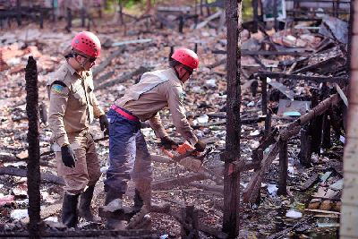 notícia: ‘Uma tristeza que eu quero superar’, diz aposentado que perdeu casa em incêndio