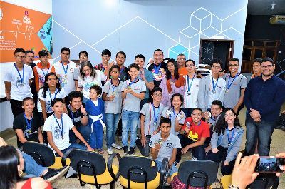 notícia: Alunos do Amapá são classificados para etapa nacional da Olimpíada Brasileira de Robótica