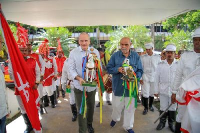 notícia: Translado de imagens de São Tiago e São Jorge anuncia festividade secular de mazaganenses