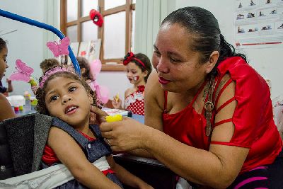 notícia: ‘Momento para ela interagir’, diz mãe de paciente sobre carnaval do Creap