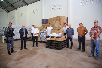 notícia: Estado entrega equipamentos de proteção para servidores da saúde e segurança