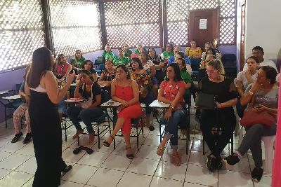 notícia: Mês da Mulher: empoderamento, reflexão sobre autoestima e união