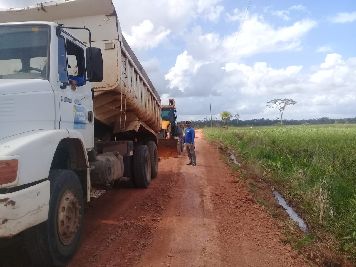 notícia: Setrap recupera 11 km de ramal de acesso à assentamento e comunidades quilombolas de Macapá