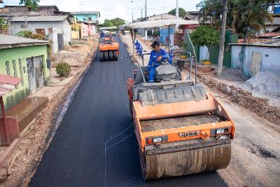 notícia: Governo asfalta avenida no bairro São Lázaro, na zona norte de Macapá