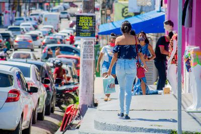 notícia: Injeção financeira: Movimento no centro comercial anuncia reaquecimento da economia