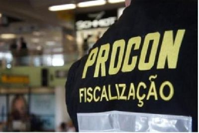 notícia: Procon multa faculdade particular de Macapá por não comparecimento em audiências