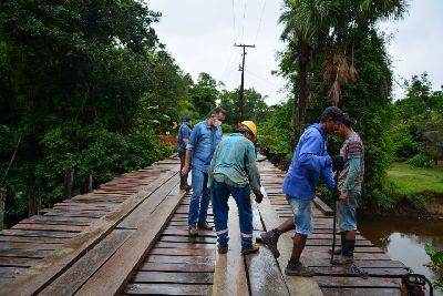 notícia: Reforma da ponte do Lontra da Pedreira entra em fase conclusão