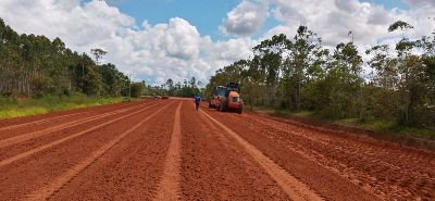 notícia: Plano Rodoviário Estadual: Frente de trabalho inicia terraplenagem em novo trecho da AP-070; investimentos já somam R$ 156 milhões