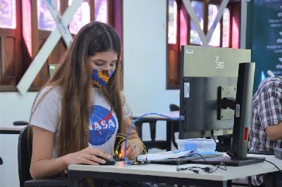 notícia: Governo lança edital de robótica com 60 vagas para estudantes de escolas públicas do Amapá