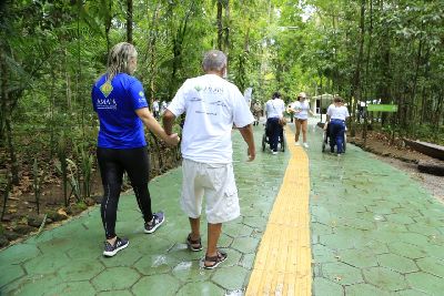 notícia: Governo do Amapá promove passeio turístico para idosos do abrigo São José