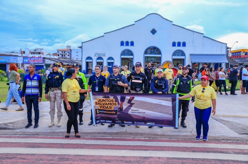 notícia: Blitz educativa, apresentação de marabaixo, e palestras marcam abertura da campanha Maio Amarelo