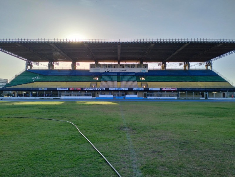 notícia: Governo do Amapá começa revitalização do Estádio Zerão