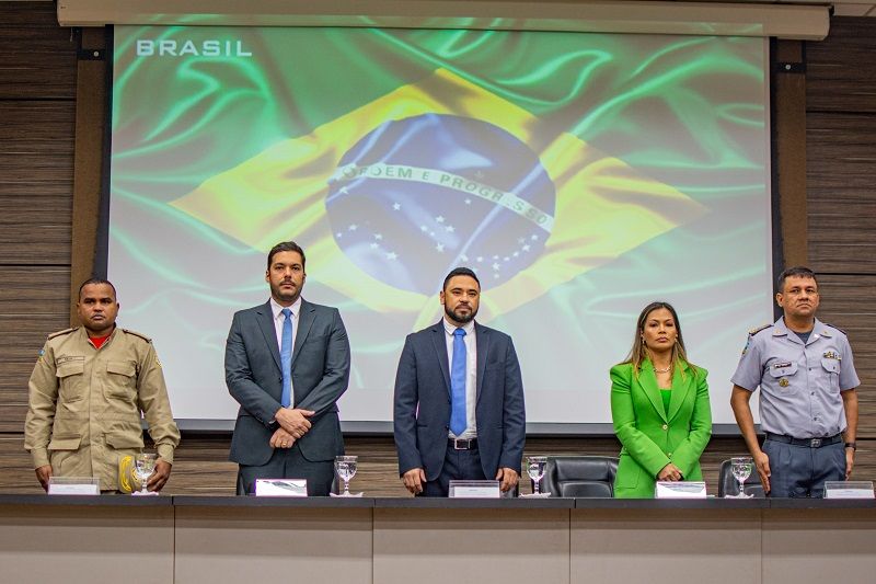 A Secretaria de Estado da Justiça e Segurança Pública do Amapá (Sejusp) promoveu na manhã desta segunda-feira, 27/03/2023, no auditório do Serviço Nacional de Aprendizagem Comercial (Senac), a abertura do curso "Trilha de Aprendizagem - Fase preparatória da contratação pública". <div class='credito_fotos'>Foto: Divulgação   |   <a href='/midias/2023/originais/15610_0aaf0771-7205-ca37-cb7a-1aa56a3c5961.jpg' download><i class='fa-solid fa-download'></i> Download</a></div>