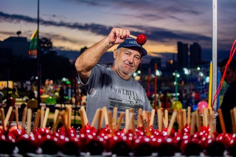 Desde janeiro, Governo do Estado fortalece cultura amapaense com resgate da quadra junina e desfile das escolas de samba <div class='credito_fotos'>Foto: Divulgação   |   <a href='/midias/2023/originais/15620_a543bd3d-d26d-50da-e6fd-cbc22c3b7c63.jpg' download><i class='fa-solid fa-download'></i> Download</a></div>