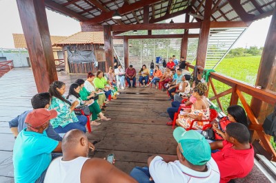 notícia: Governo do Amapá ouve moradores do Curiaú sobre ações para fortalecer turismo e economia da região