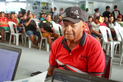 notícia: 'Não vou mais precisar ir até Macapá para regularizar minhas terras', diz produtor atendido pelo Governo do Estado na 30ª Agropesc 