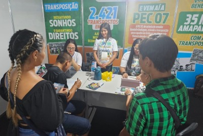 notícia: Visitantes da 52ª Expofeira do Amapá podem tirar dúvidas sobre transposição para o quadro federal