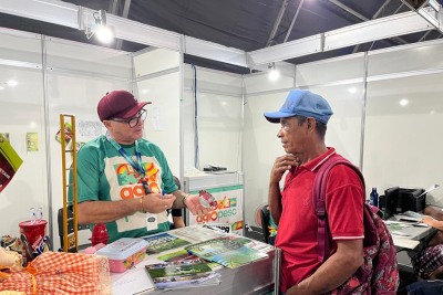 notícia: Educashow: performance lúdica sobre o meio ambiente encanta visitantes durante a 30ª Agropesc, no município de Amapá