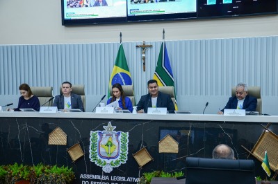 notícia: Governo do Estado debate sobre futuro da exploração sustentável de petróleo e gás no Amapá