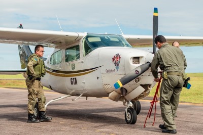 notícia: Governo do Amapá participa de força-tarefa para localizar helicóptero desaparecido na região do Parque do Tumucumaque