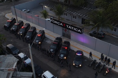 notícia: Operação 'Raio Audaz' da Força Tática resulta em prisões e apreensões de armas de fogo e drogas, em Macapá 