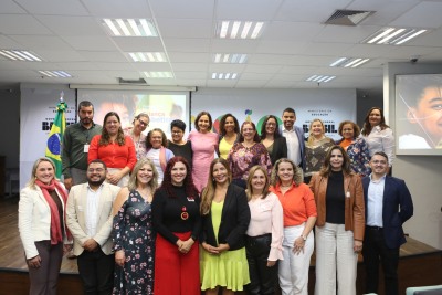 notícia: Governo do Amapá compartilha experiências do programa Criança Alfabetizada com outros estados do Brasil