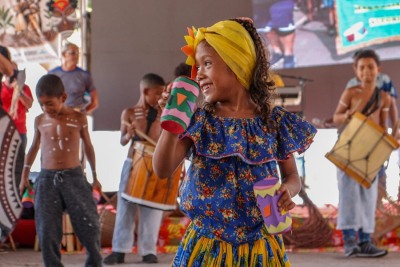 notícia: Governo do Amapá reúne alunos e educadores de escolas quilombolas em celebração pelo Mês da Consciência Negra