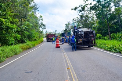 notícia: Festa de São Tiago: Governo do Amapá intensifica manutenção da Rodovia AP-010, que dá acesso a Mazagão Velho